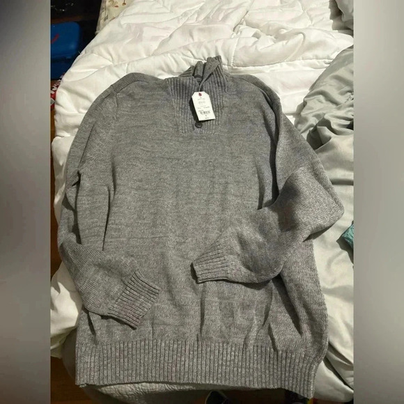 St. John’s bay sweater‎ - Picture 1 of 2